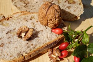 Pane alle noci > Le ricette dell'Agriturismo Il Castagneto - Castiglione Chiavarese - Sestri Levante - Genova